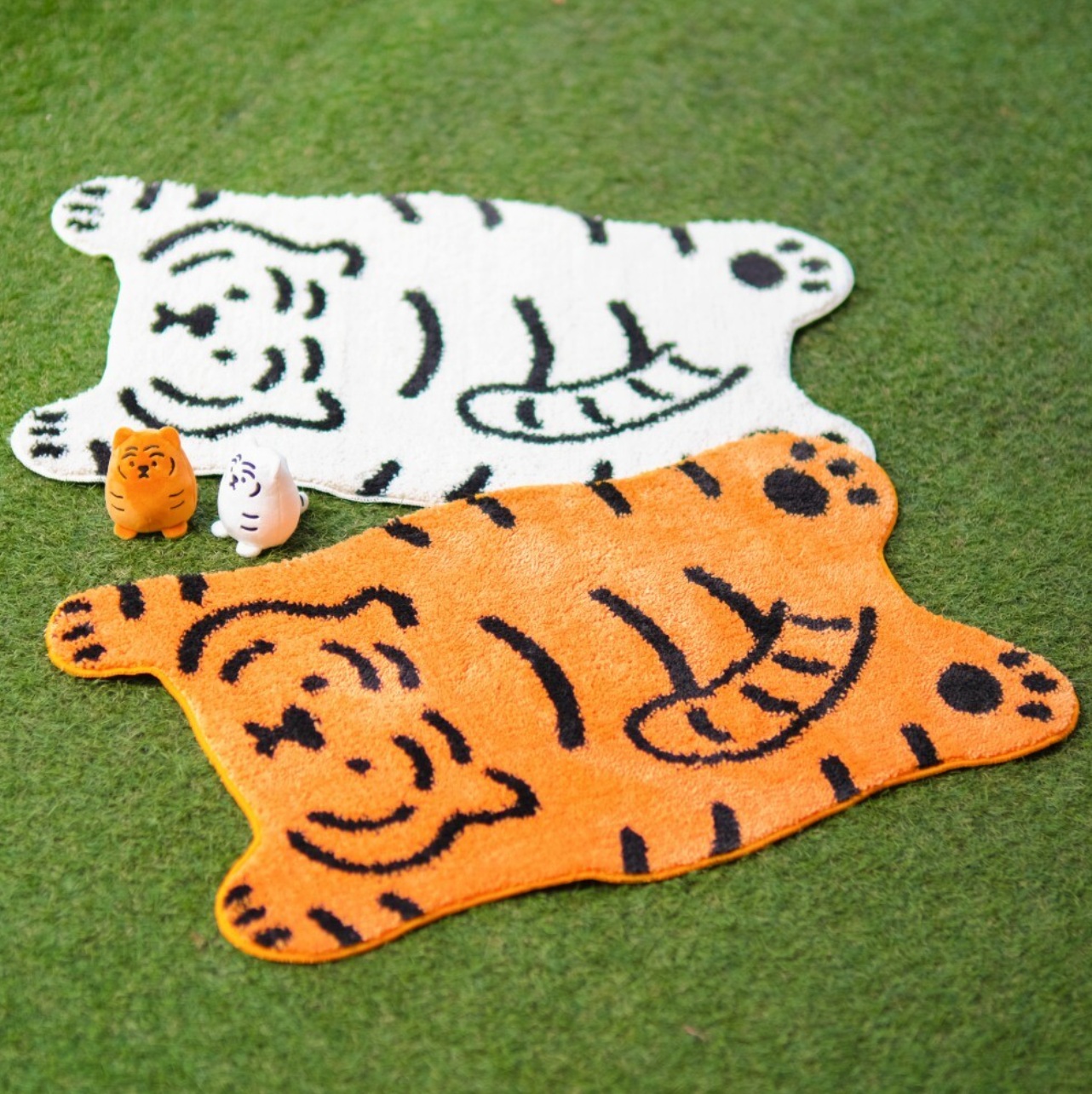 Plop Down Tiger Rug