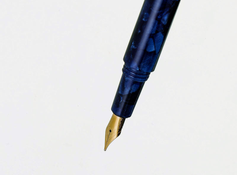 Attache Marbled Fountain Pen